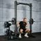 De ATX Smith Machine MPX-730 is ideaal voor squats en andere oefeningen